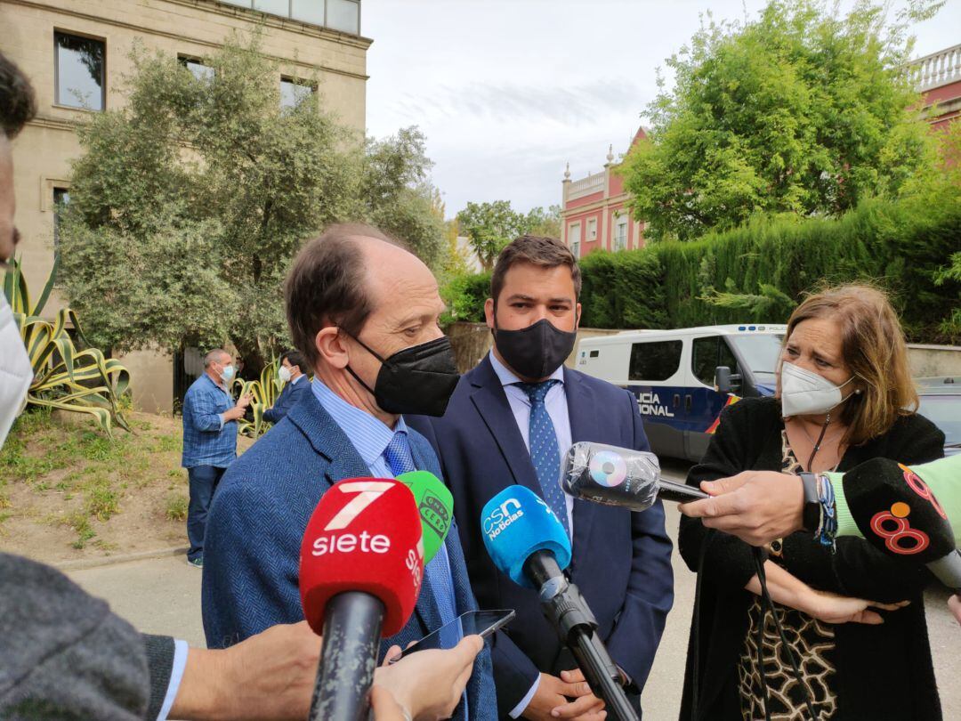 Visita del delegado territorial de Justicia a la sede de la Audiencia en Jerez