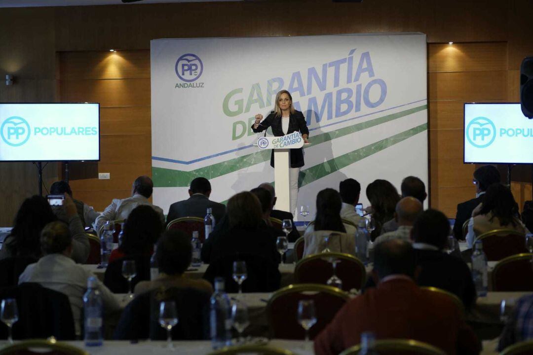 Maribel Sánchez en un acto de campaña de las Elecciones del 2- D. Sánchez será la delegada del Gobierno de la Junta en Almería.