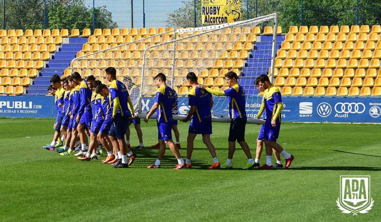 Entrenamiento de la primera plantilla del Alcorcón