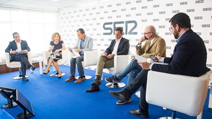 Hoy por Hoy Alicante. Entrevista a Patricio Martínez Barco, catedrático de Lenguajes y Sistemas Informáticos de la Universidad de Alicante sobre la herramienta Social Analytics para anticipar el comportamiento electoral