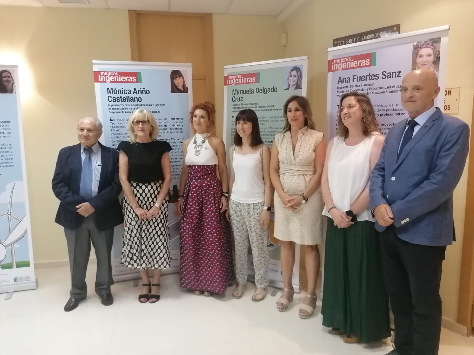 Exposición itinerante &#039;Mujeres ingenieras de éxito y su impacto en el desarrollo industrial&#039; en la delegación en Huesca del Colegio de Ingenieros Técnicos Industriales de Aragón (COGITIAR)