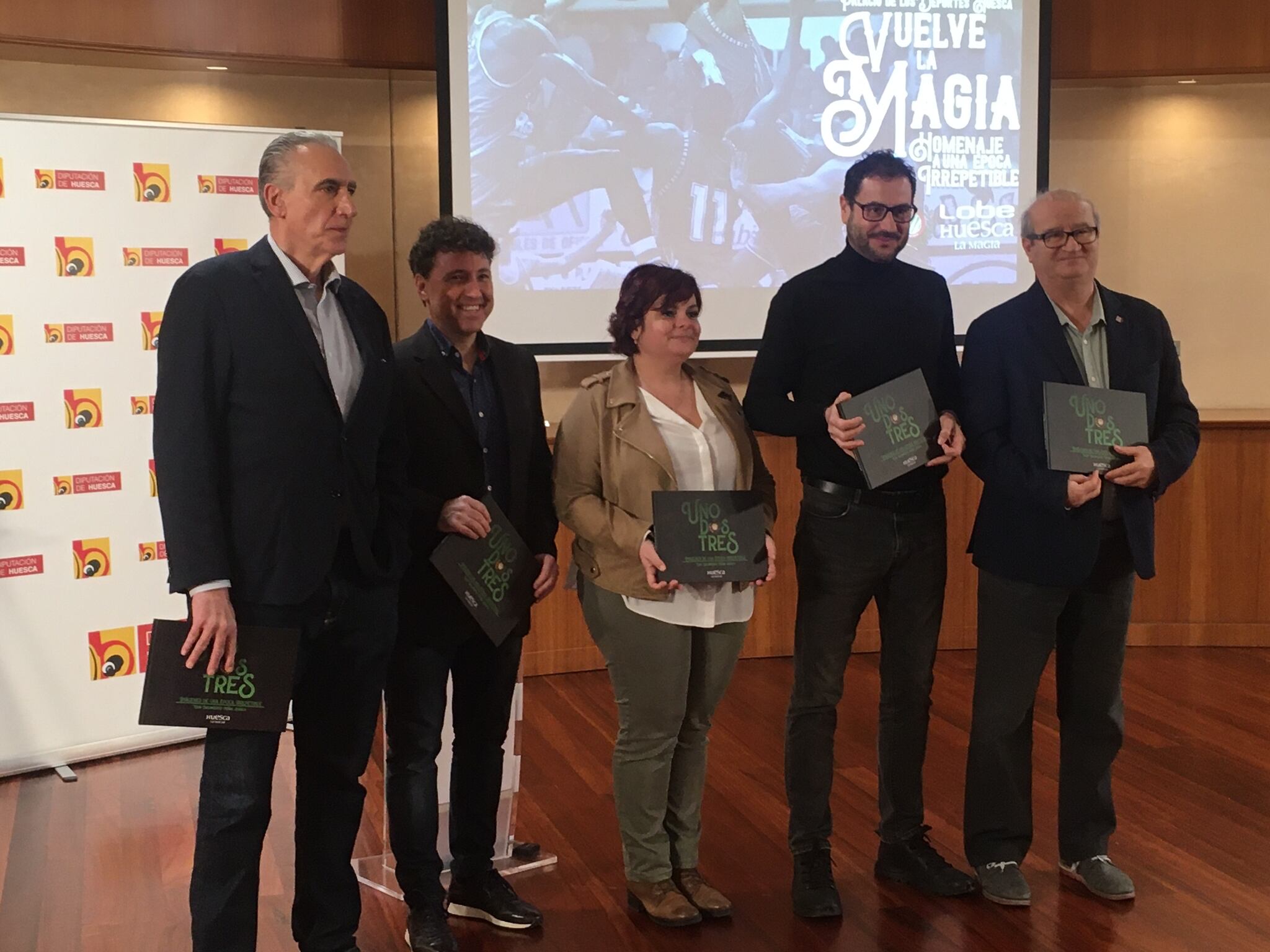 Alberto Alocén, Fernando Blasco, Sofía Avellanas, Fernando Lascorz y José María Romance durante la presentación
