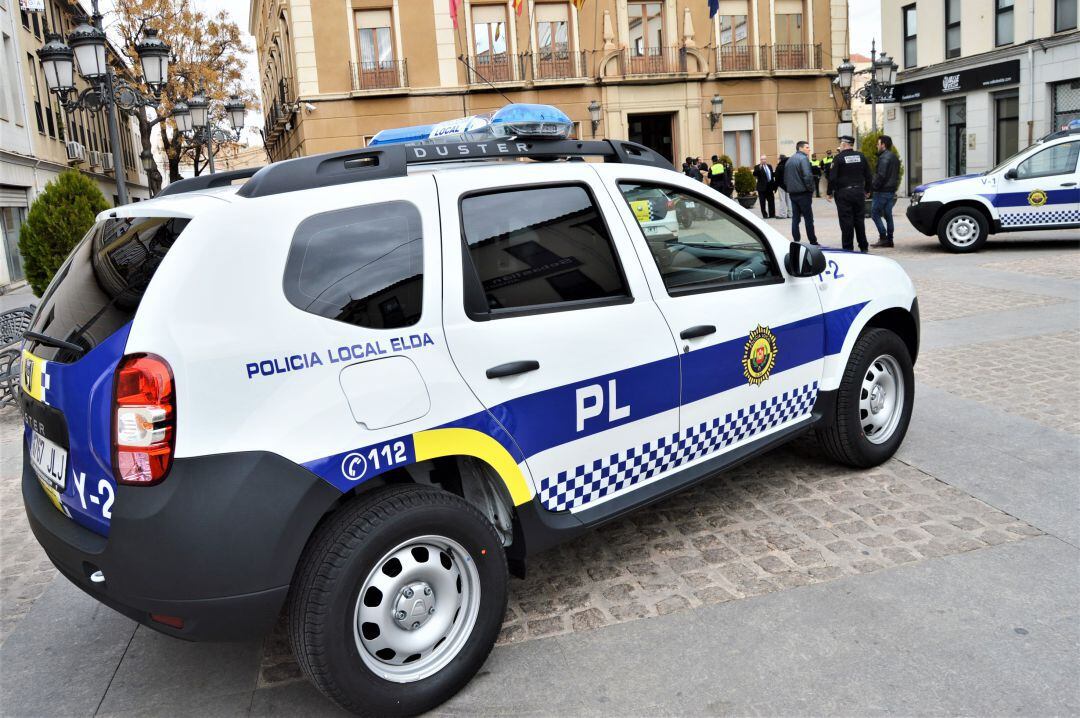 Imagen de archivo de un vehículo de la Policía Local de Elda