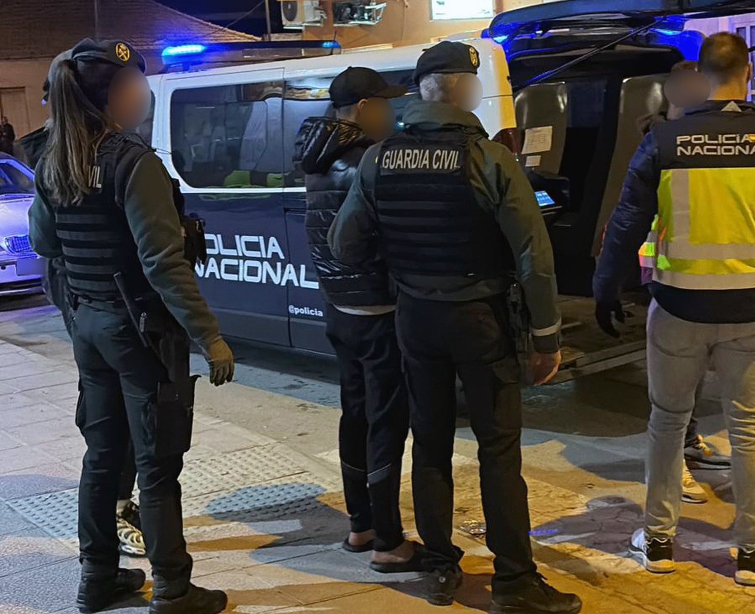 Operativo de la Policía Nacional y Guardia Civil
