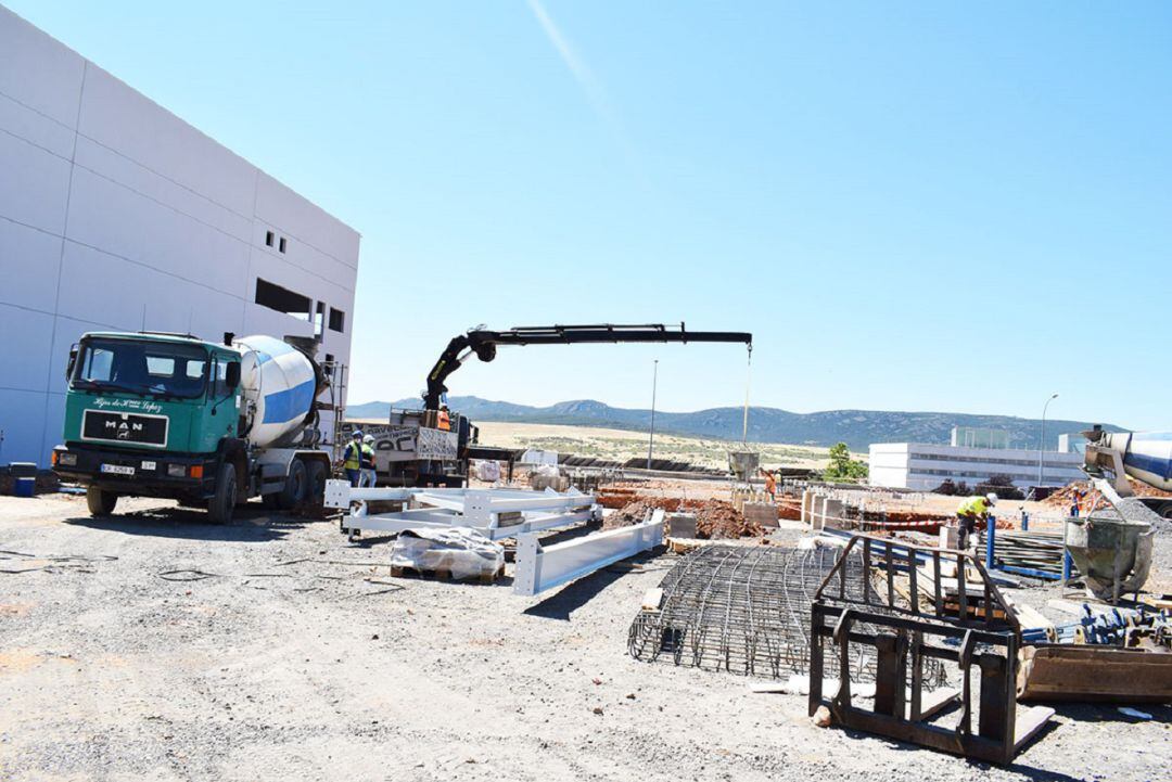 Obras de construcción de la planta de reciclaje de neumáticos de Life For Tyres en Puertollano