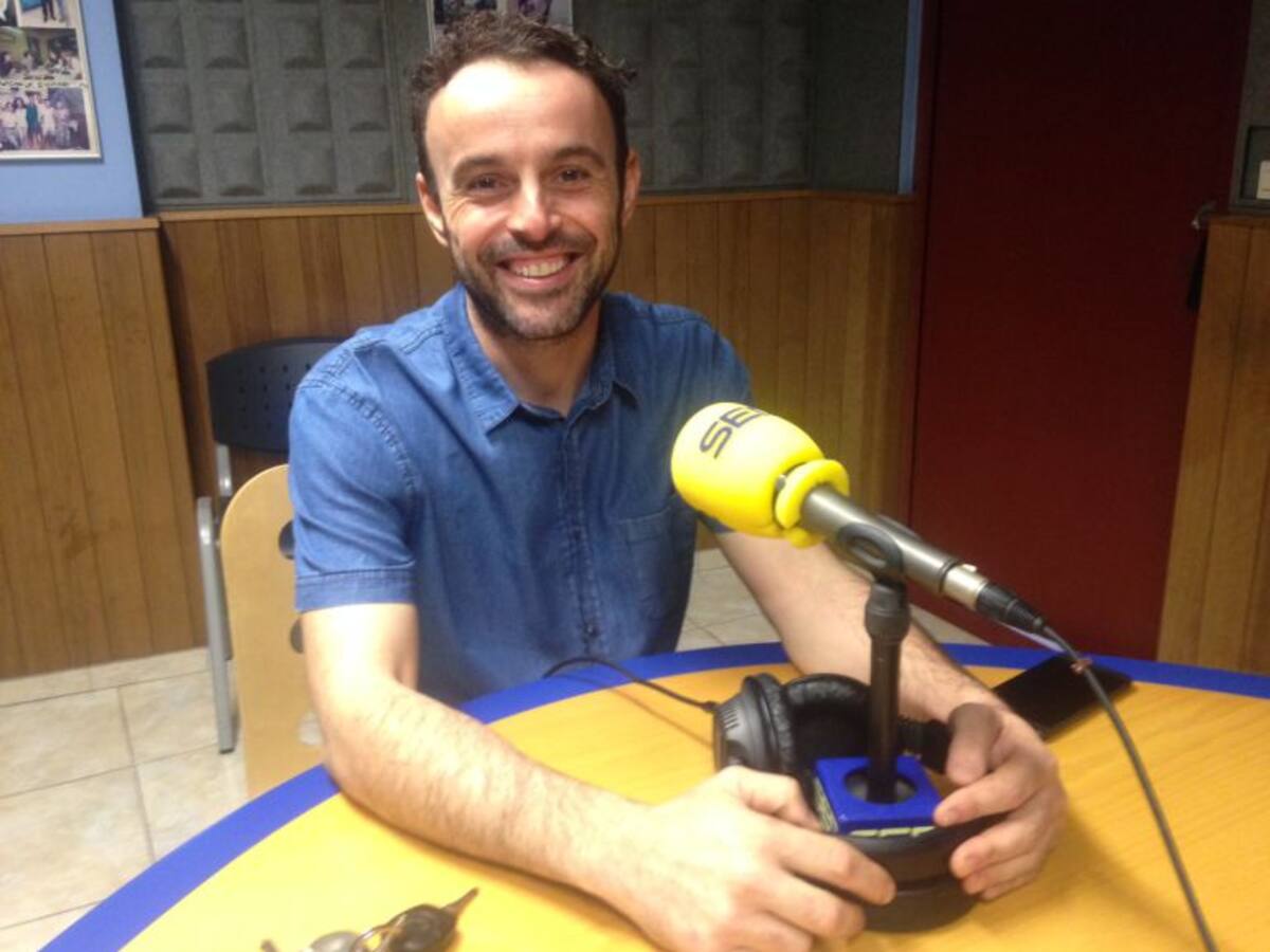 Tartar de gambas, bacalao con huevo poché y pisto... y de postre panellets