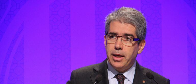 El Govern aprova un decret per restituir la paga extra però alerta que sense el pressupost no hi ha totes les garanties