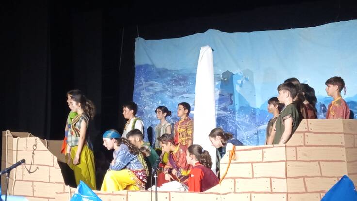 REPORTATGE:800 ESCOLES BUSQUEN IDEES PER PROMOURE EL CATALÀ