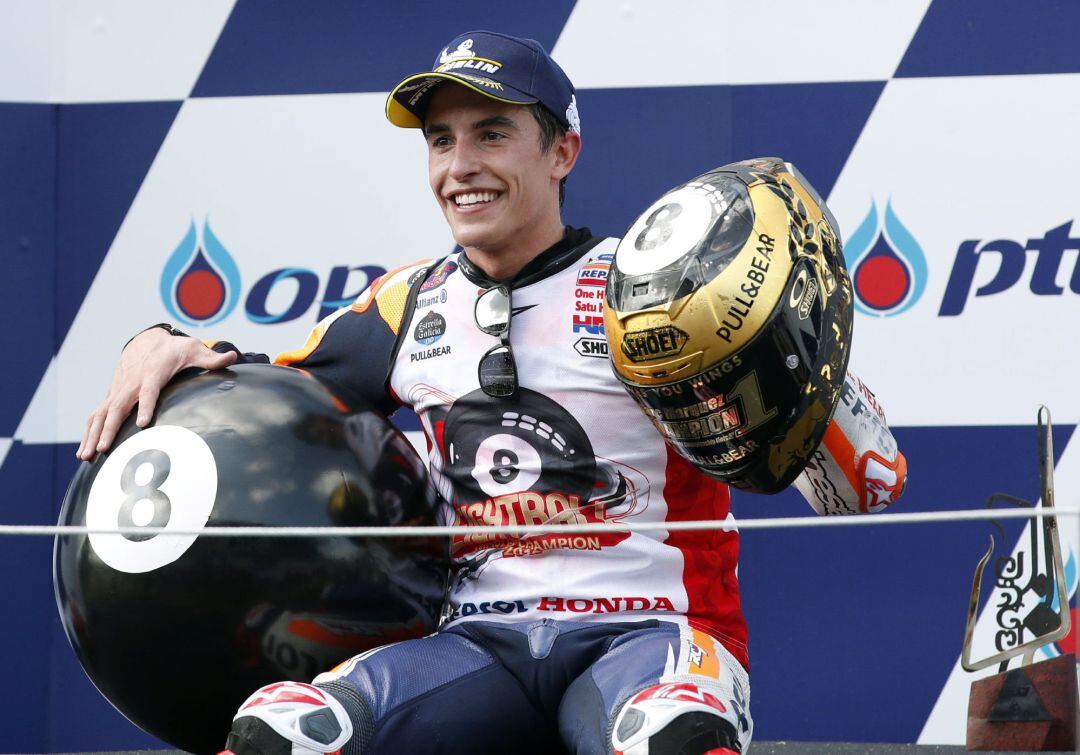 Marc Márquez celebrando el título de MotoGP.