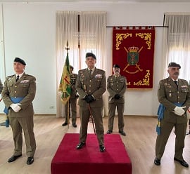 Acto de relevo en el cuartel Sancho Ramírez