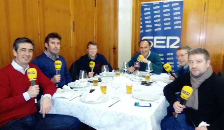 De izquierda a derecha, Manolo Aguilar, Florencio Ordóñez, José Antonio Espina, Santi Ortega, Francisco José Ortega y Fran Roqnuillo