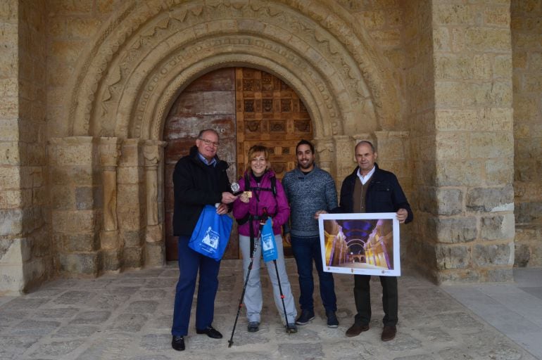 La visitante número 44.000 de San Pedro cultural junto a las autoridades