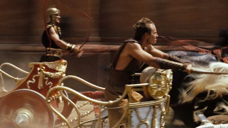 Escena de la carrera de cuádrigas en la película Ben Hur