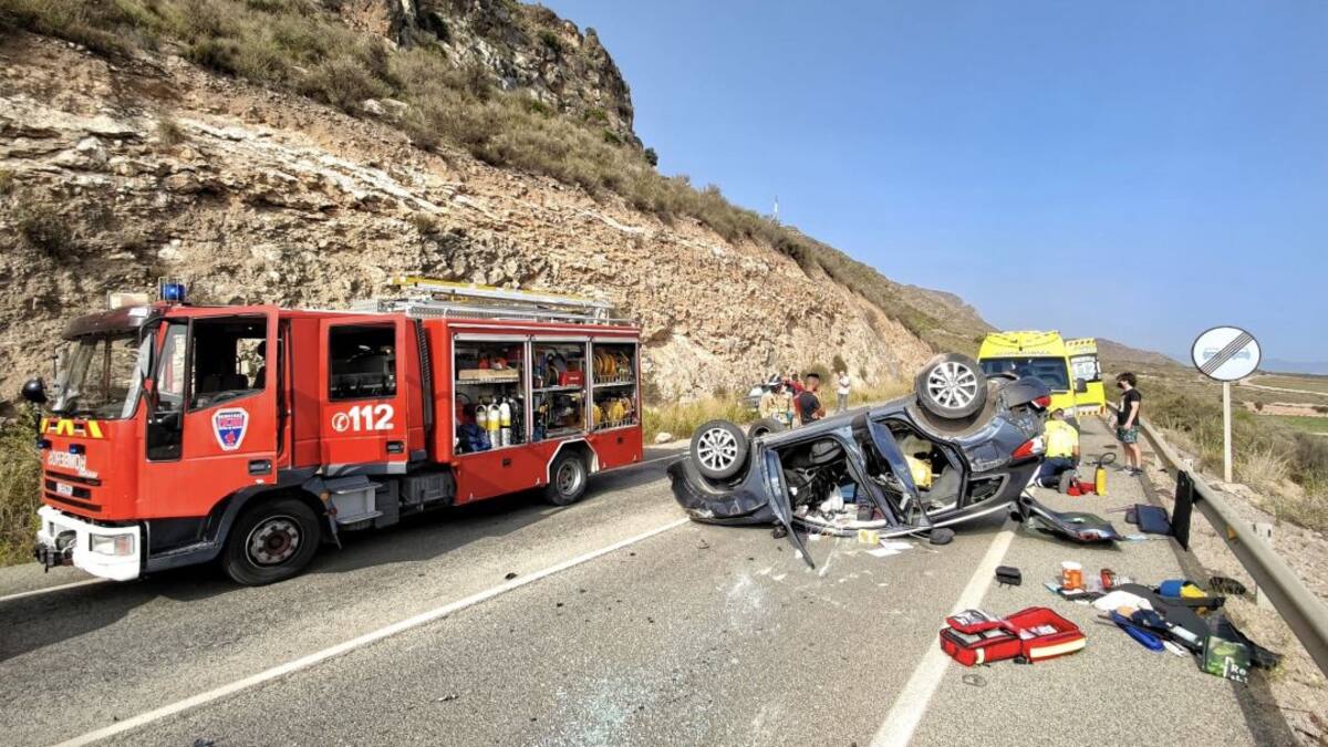 Dos heridas en un accidente de tráfico en Mazarrón