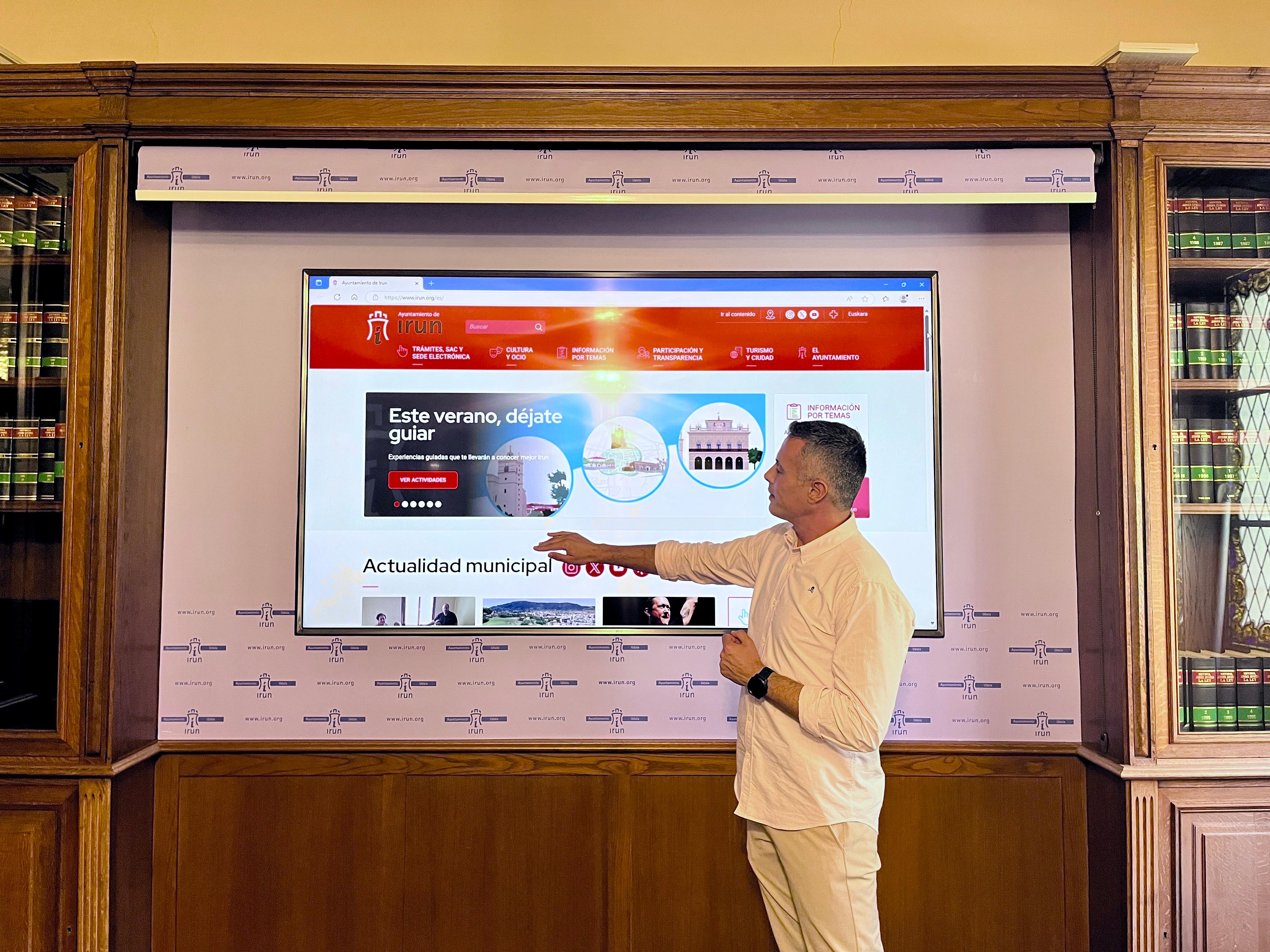 El delegado de Atención Ciudadana Jon Ugarte.