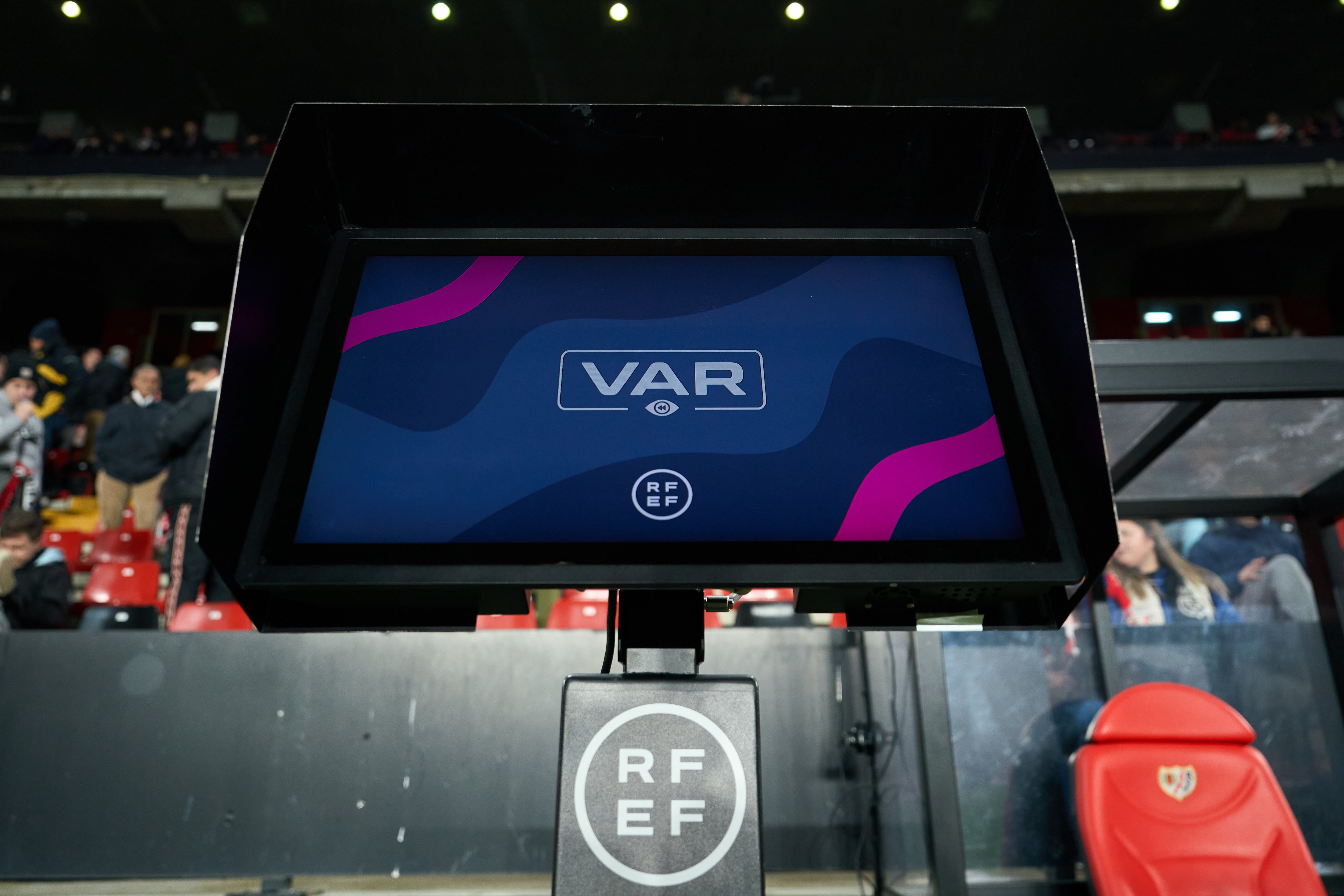 Un monitor de VAR de LaLiga