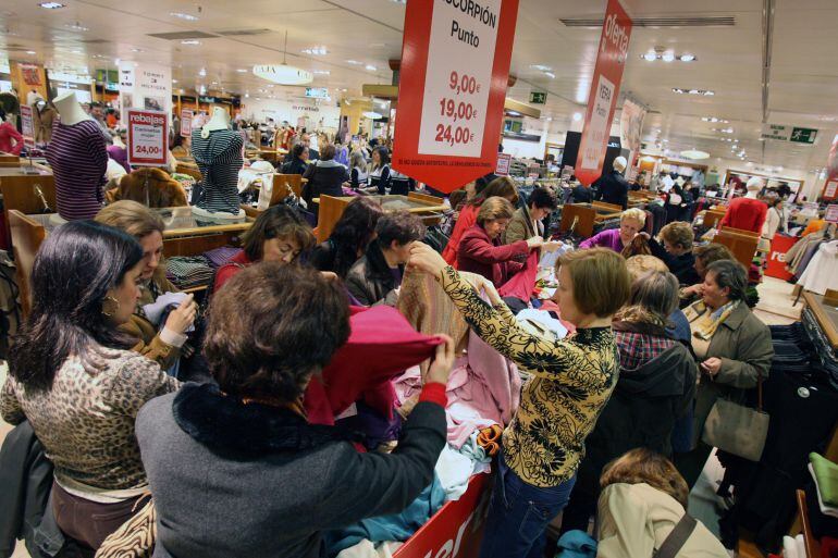 Rebajas en un centro comercial