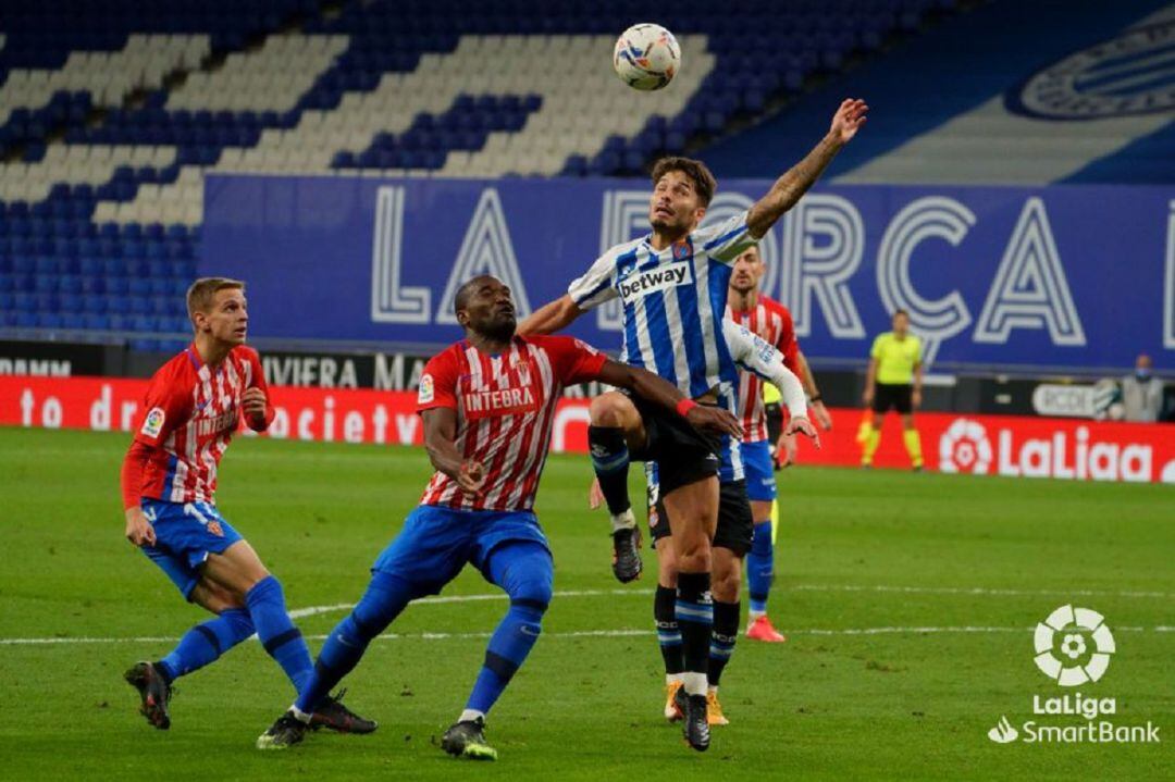 La acción en la que Babin pidió penalti en el tramo final del partido.