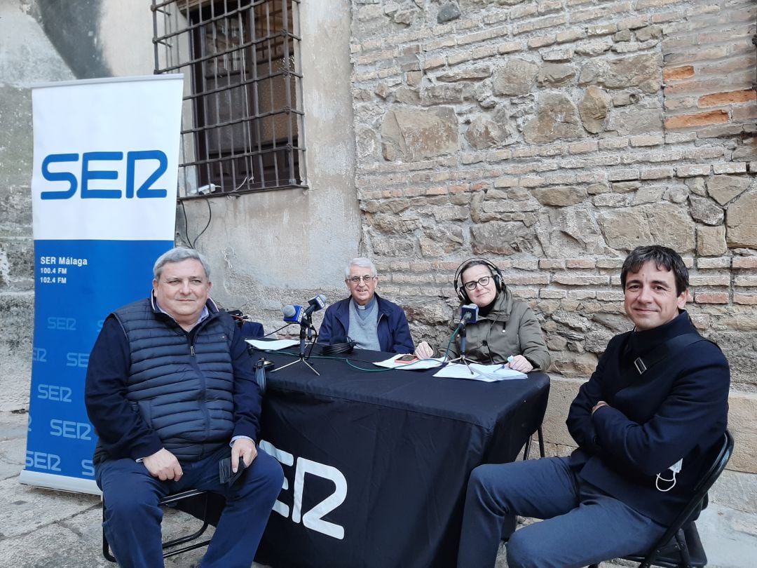 Especial de la SER desde la Catedral de Málaga, en la imagen Javier Bonet, Antonio Aguilera, Esther Luque y Juan Manuel Sánchez La Chica 