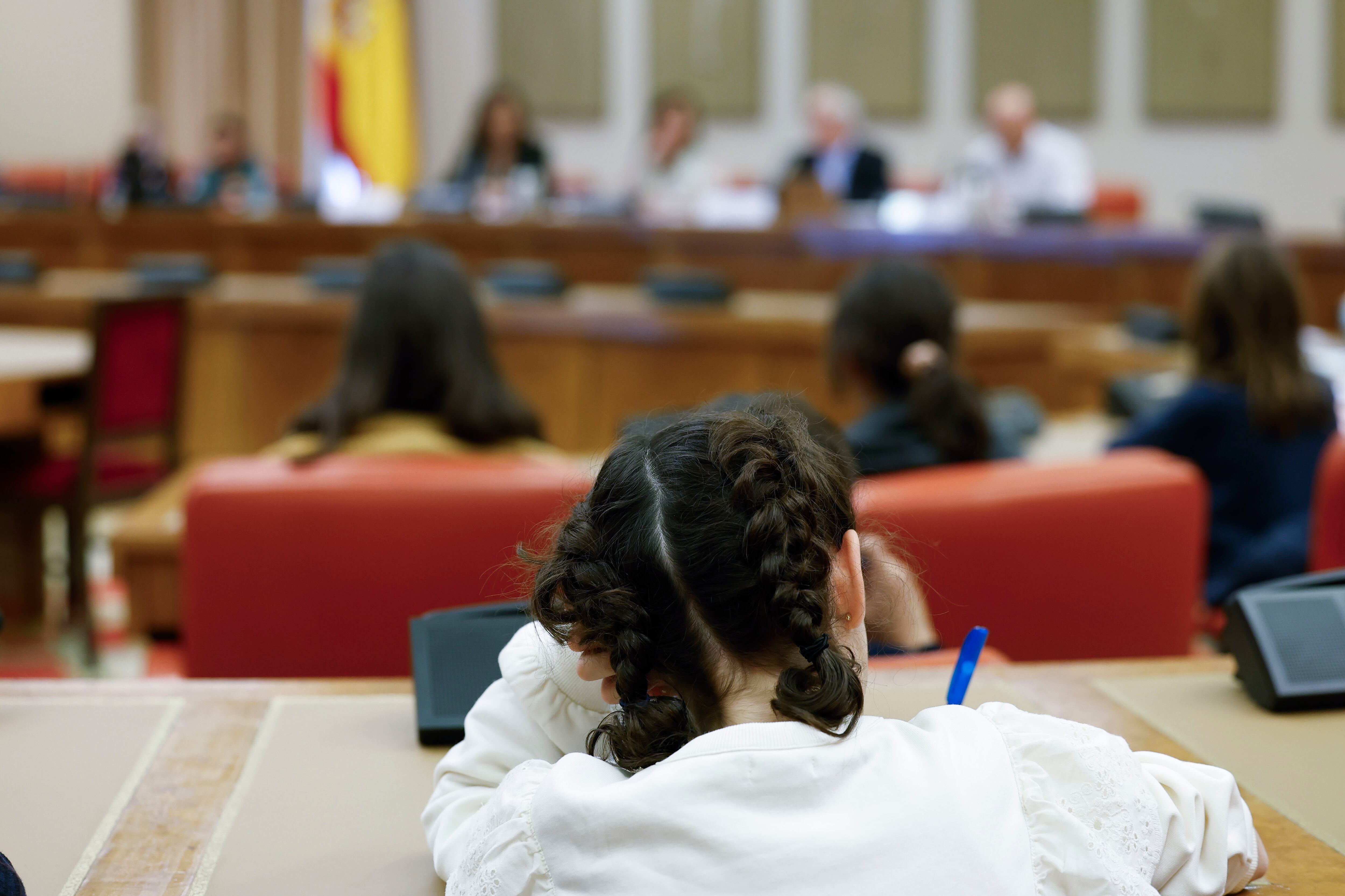 MADRID, 20/11/2023.-  157 escolares de diferentes provincias defienden sus derechos en un pleno infantil en el Congreso de los Diputados de la mano de Aldeas Infantiles, con motivo del Día Mundial de la Infancia. EFE/ Chema Moya
