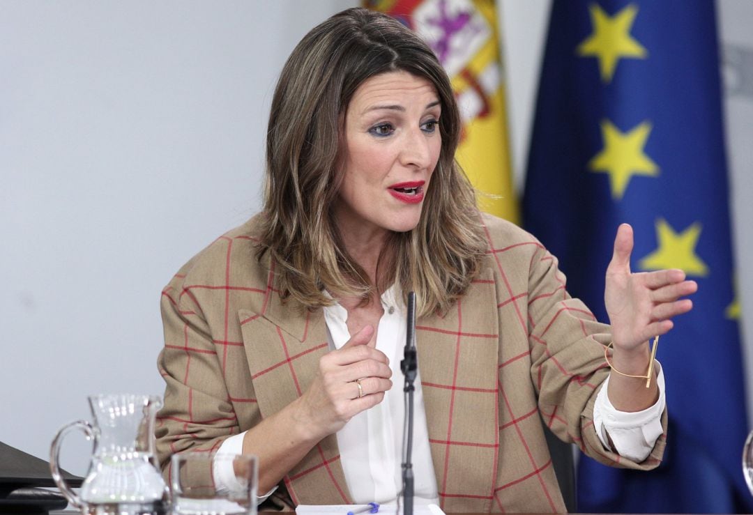 La ministra de Trabajo y Economía Social, Yolanda Díaz, comparece en rueda de prensa tras el Consejo de Ministros en Moncloa.