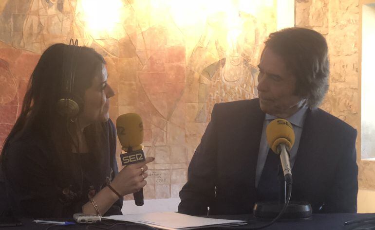 Rocío López entrevista a Raphael con motivo de su nombramiento como Hijo Predilecto de Linares.