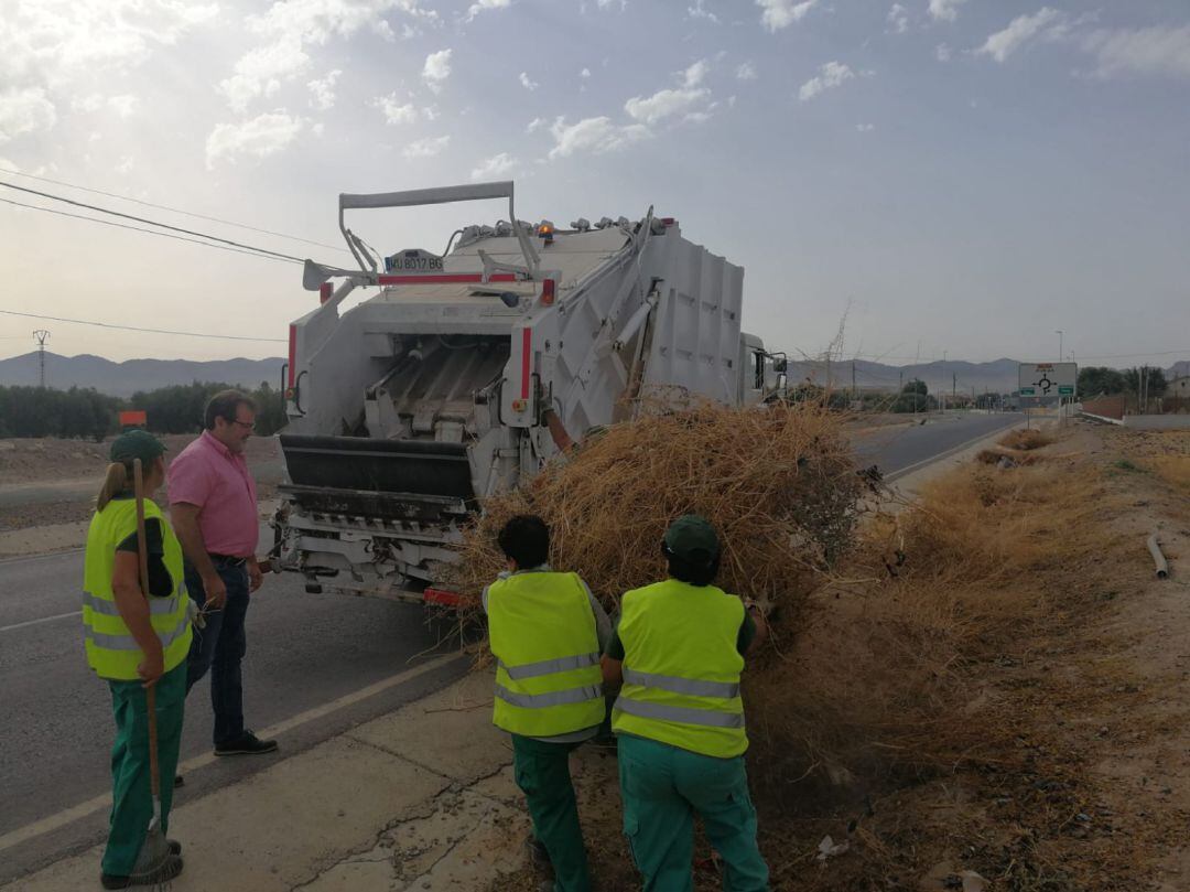 Trabajos de limpieza desarrollados por el Ayuntamiento de Lorca