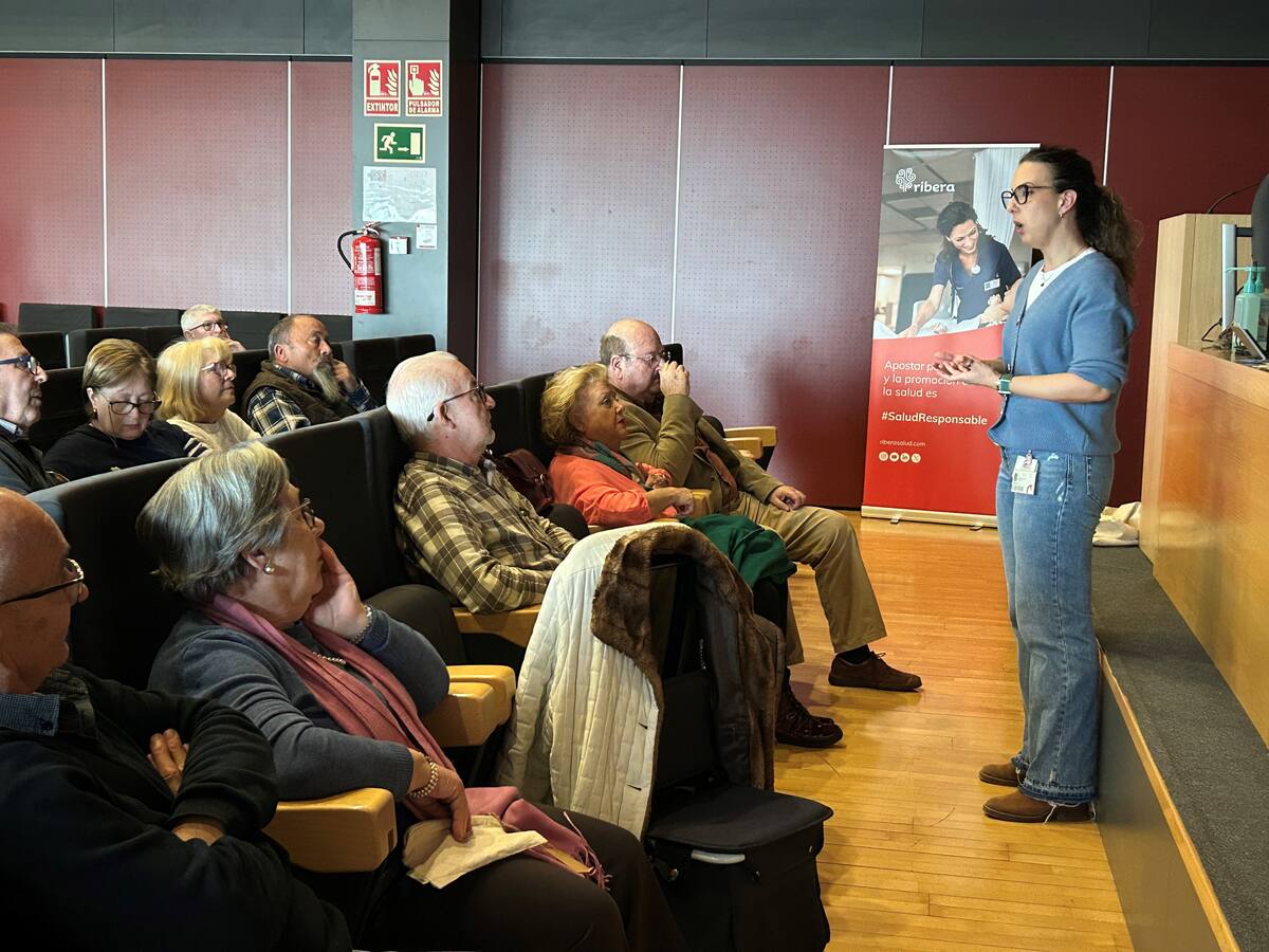 El Hospital del Vinalopó crea la primera escuela para pacientes ostomizados de la provincia de Alicante