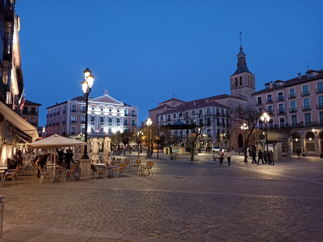 Fotografía de la Plaza Mayor de Segovia donde se celebrará la Feria del Comercio Segoviano