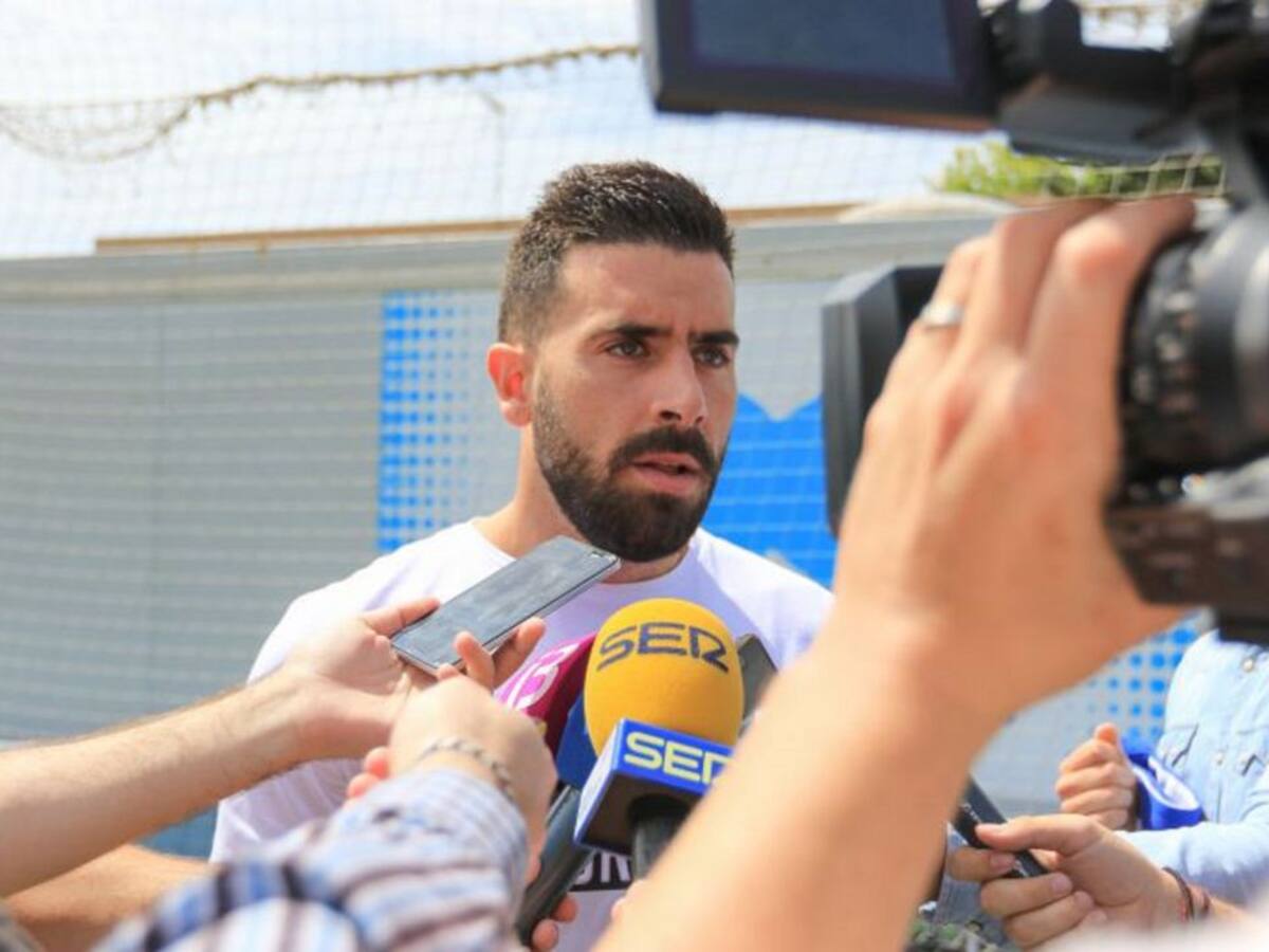 Adri Hernández: "Mi idea es no salir de aquí, pero no depende de mí"