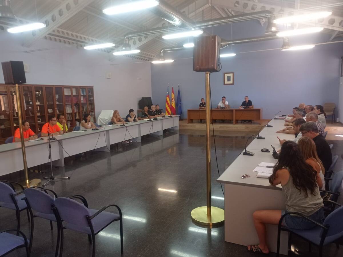 El Ayuntamiento de Villena se prepara para las fiestas con la reunión de coordinación