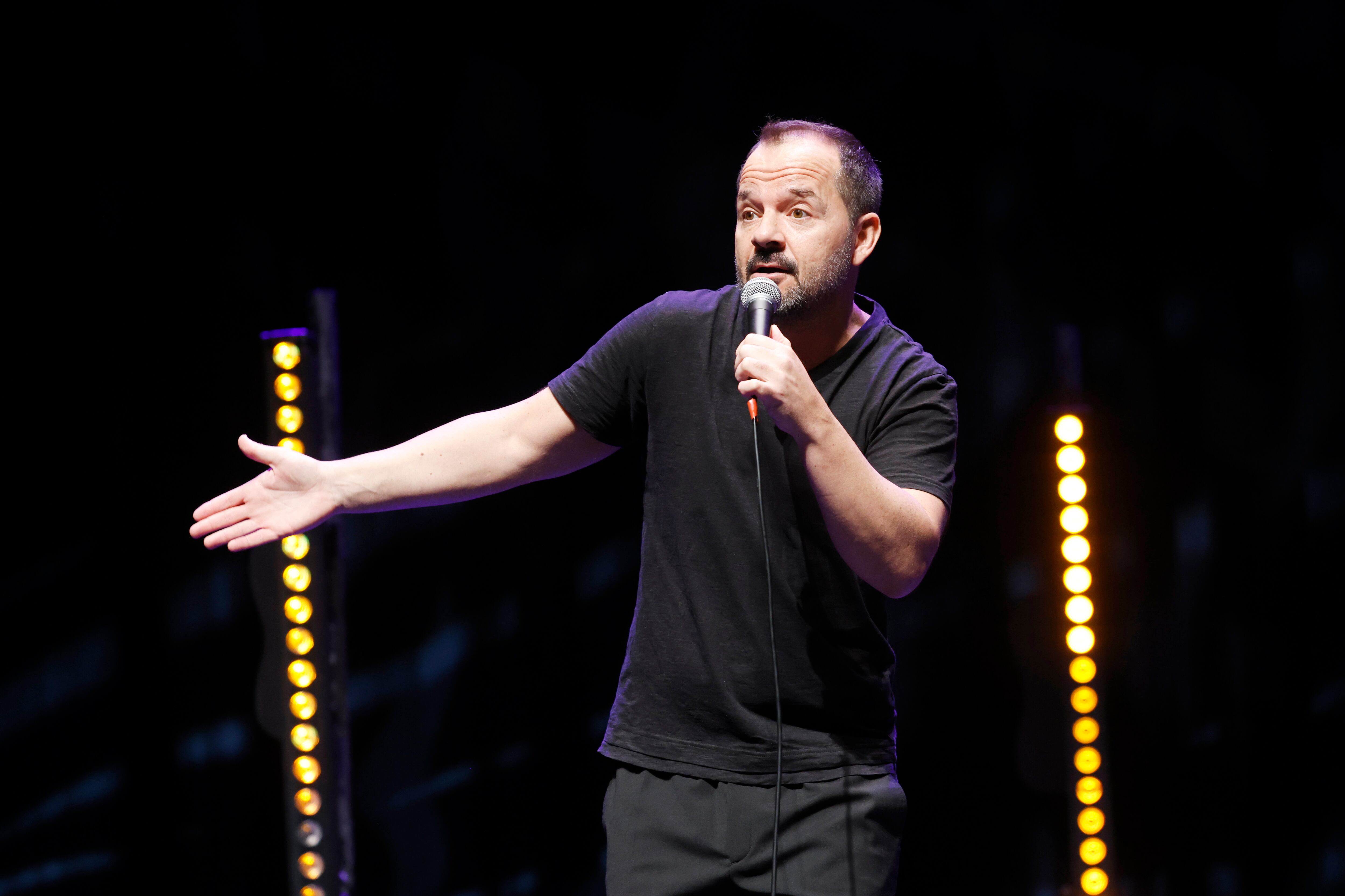 Ángel Martín, durante el espectáculo de este viernes en el Auditorio de Ferrol (foto: Kiko Delgado / EFE)