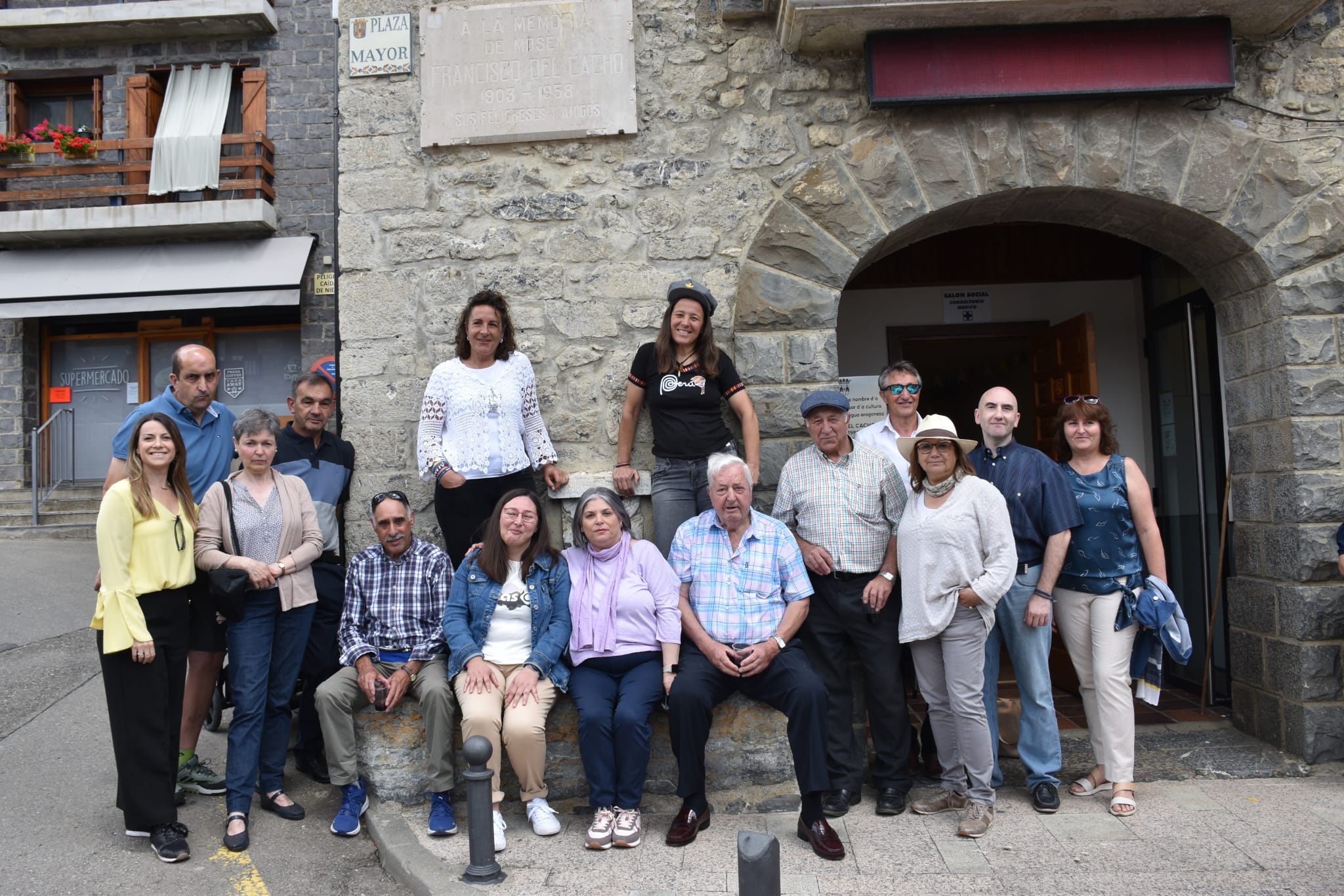 Homenaje a los carteros de Tramacastilla de los últimos años