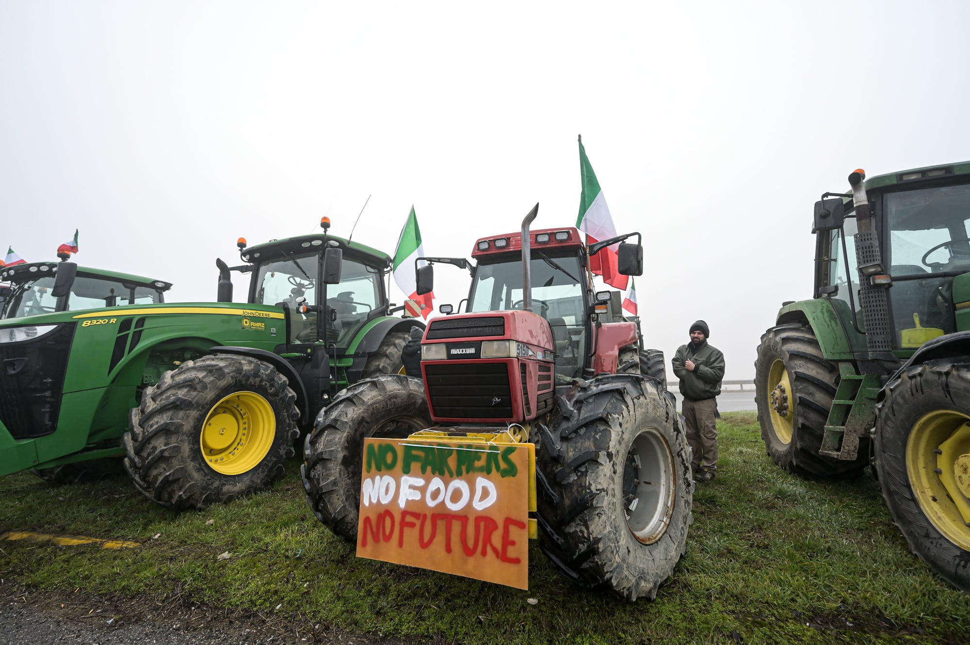 Protesta de agricultores italianos cerca de Milán