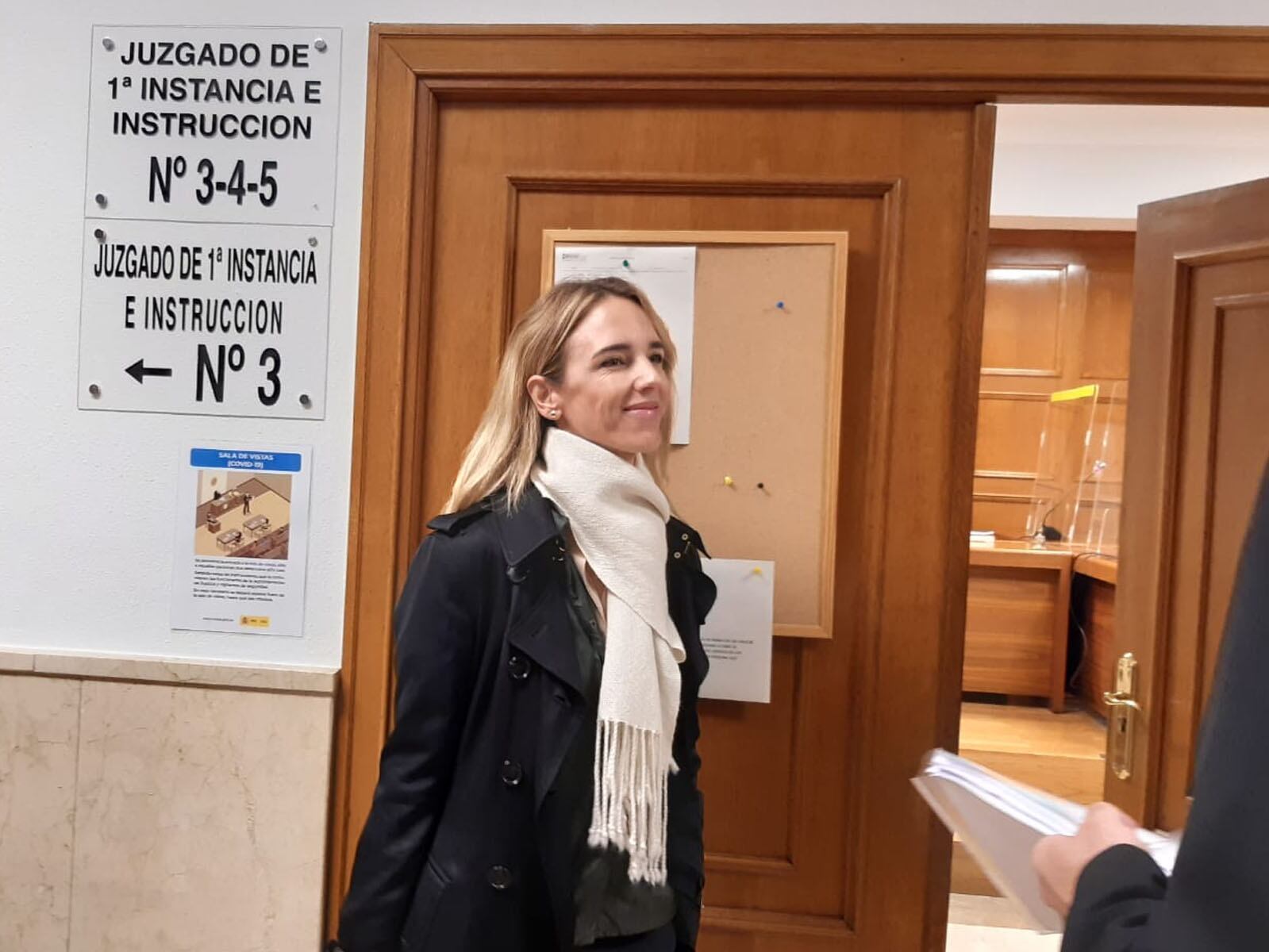 Cayetana Álvarez de Toledo a su llegada a la sede judicial de Zamora