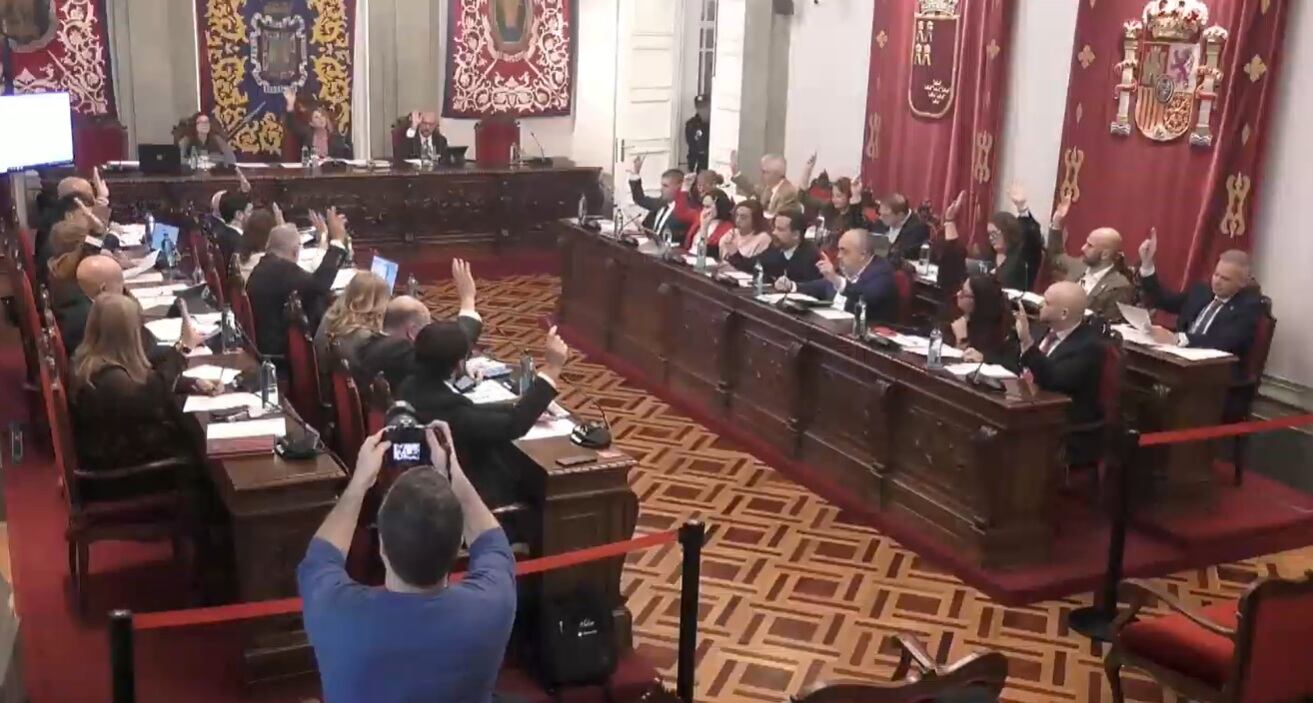 Declaración institucional en Cartagena para defender el empleo en la planta de SABIC