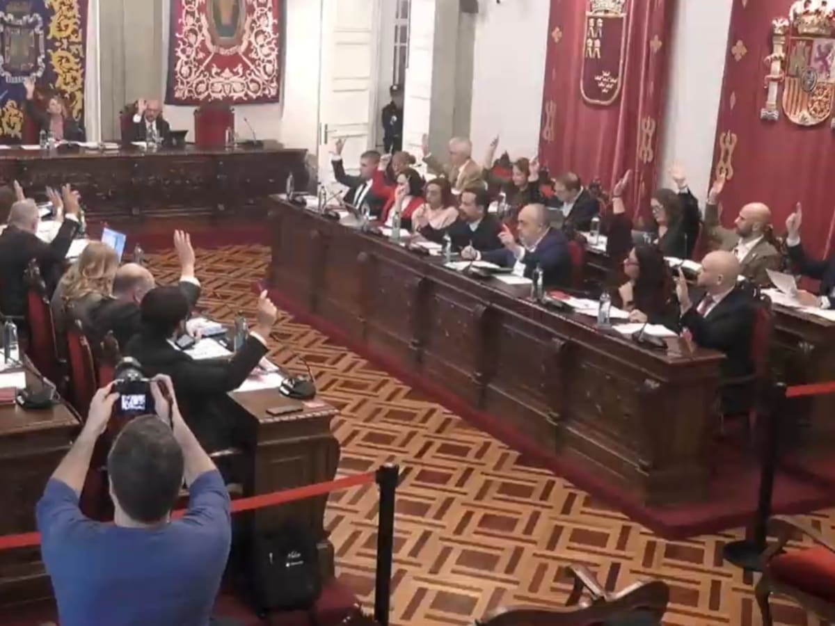 Declaración institucional en Cartagena para defender el empleo en la planta de SABIC