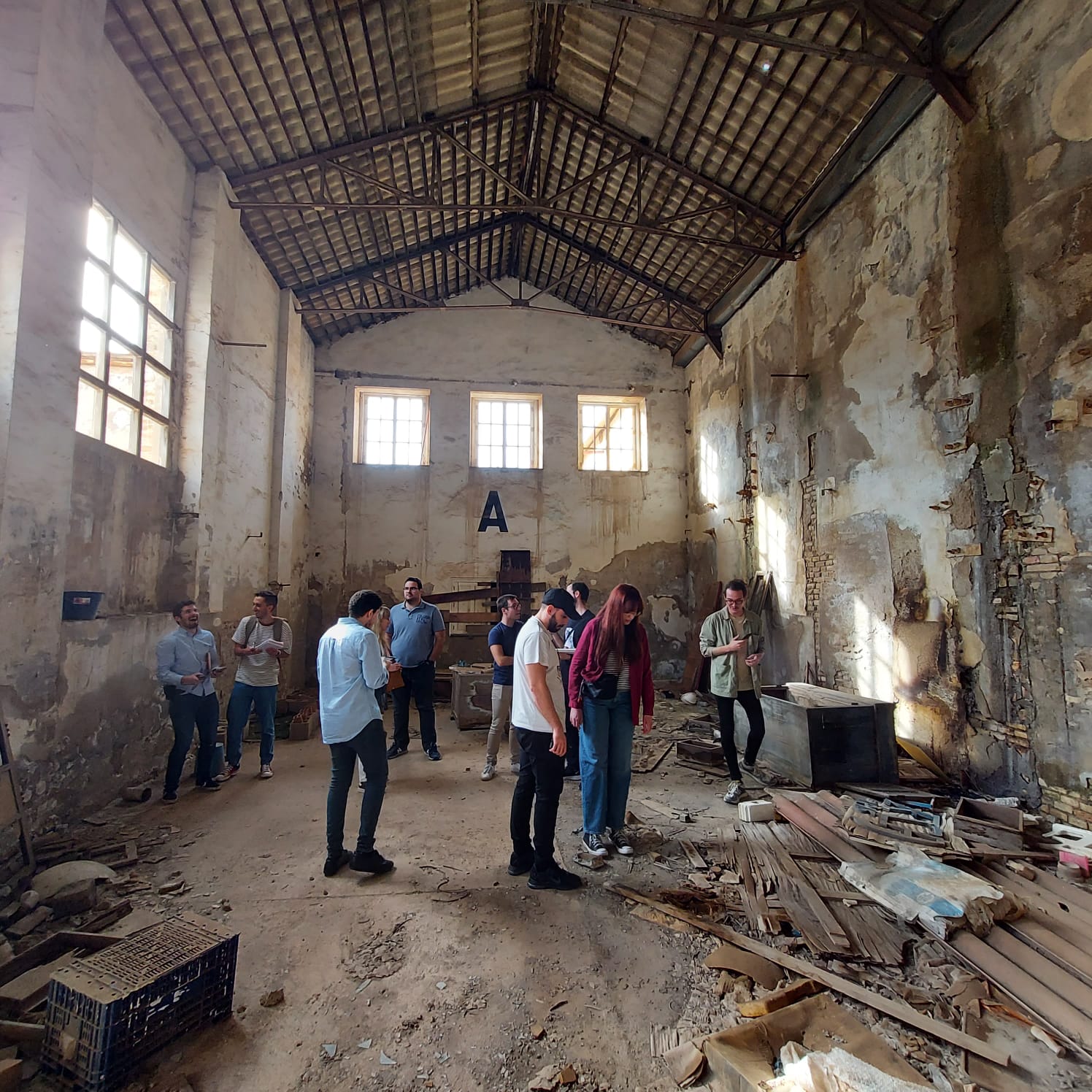 Visita de estudiantes de la UPCT a la Maquinista de Levante