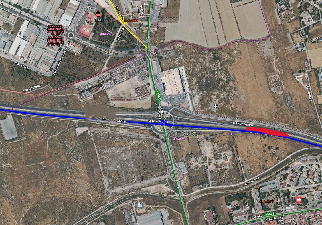 Accidente múltiple en Murcia con tres heridos, uno de ellos grave