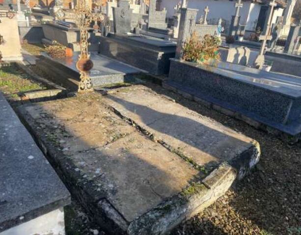 Aspecto actual de la posible fosa común en el cementerio de Mansilla de las Mulas (León)