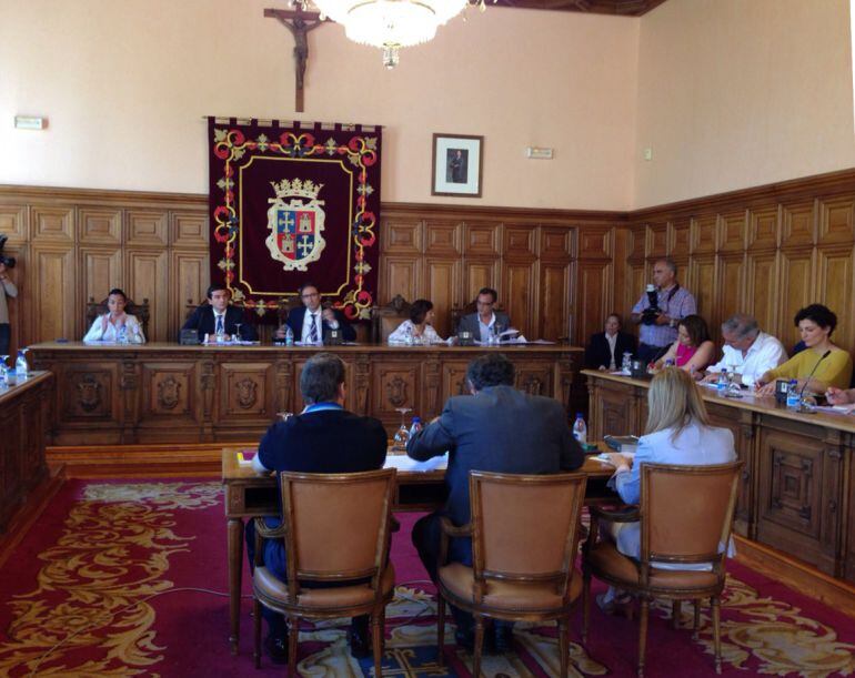 Imagen de archivo de un pleno en el Ayuntamientop de Palencia