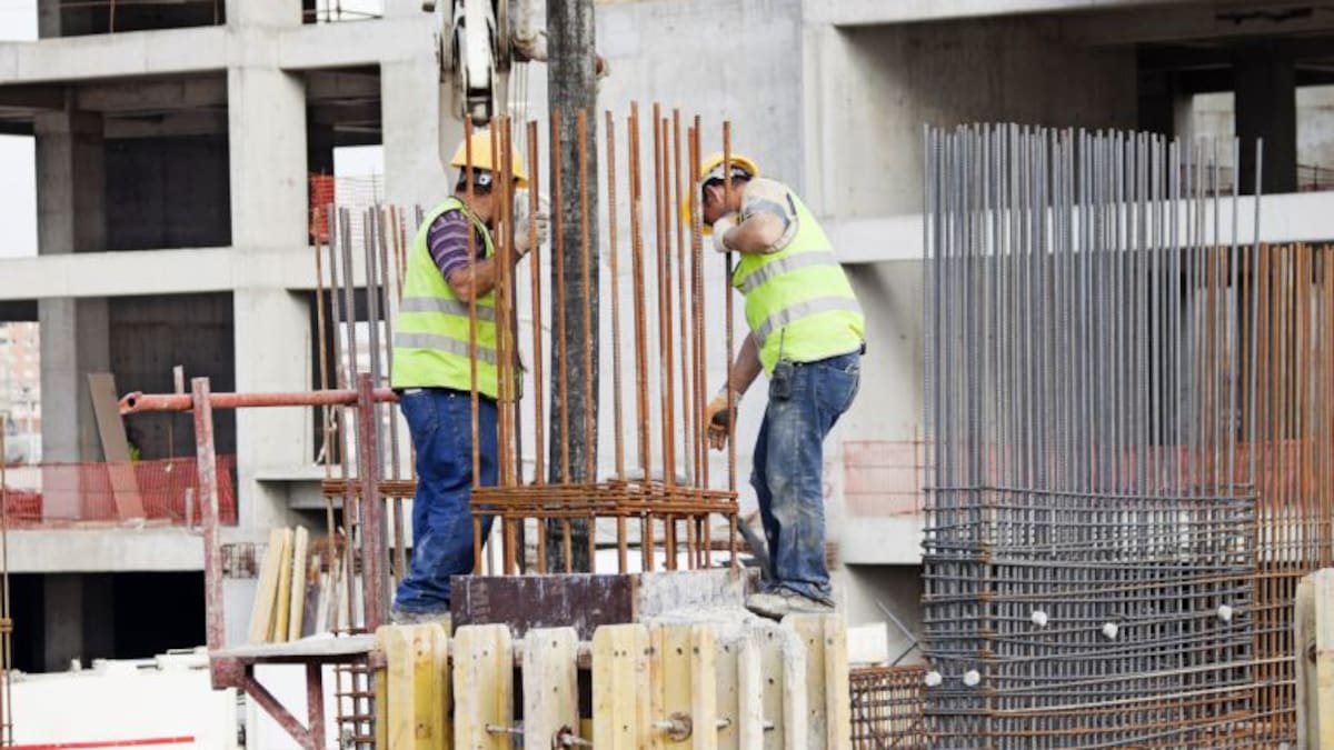 YAISSEL SÁNCHEZ, UGT Y JOSÉ MARÍA RUIZ OLMOS, CCOO, VALORAN EN HOY POR HOY ALICANTE LOS DATOS DE LA EPA DEL ÚLTIMO TRIMESTRE DE 2022(2023-01-26)
