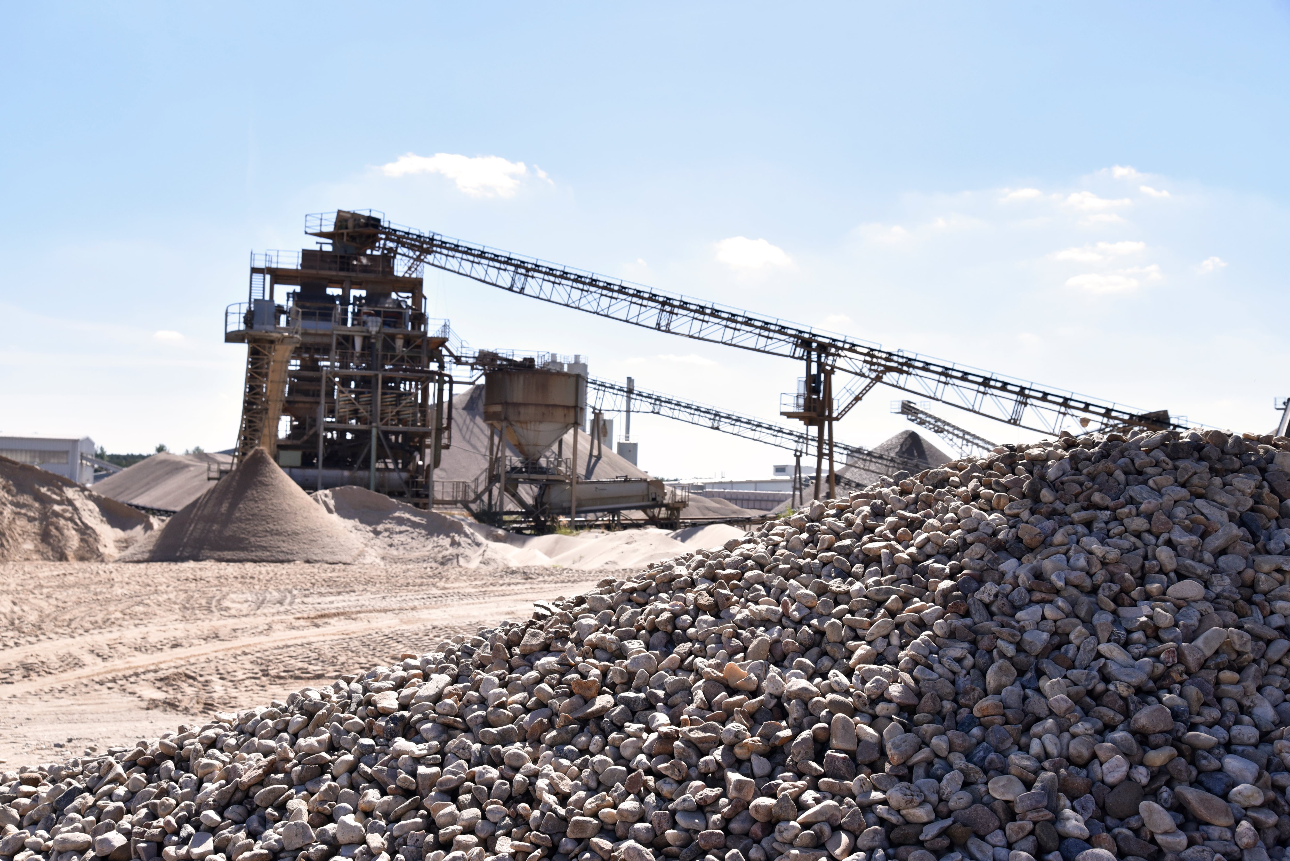 Imagen de arciva de cantera a cielo abierto