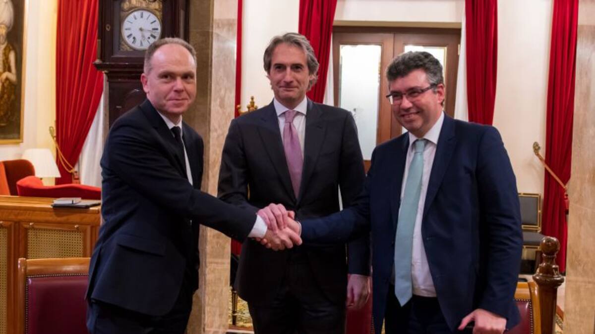 Javier Bas, alcalde de Redondela, explica el acuerdo alcanzado con Adif y Fomento