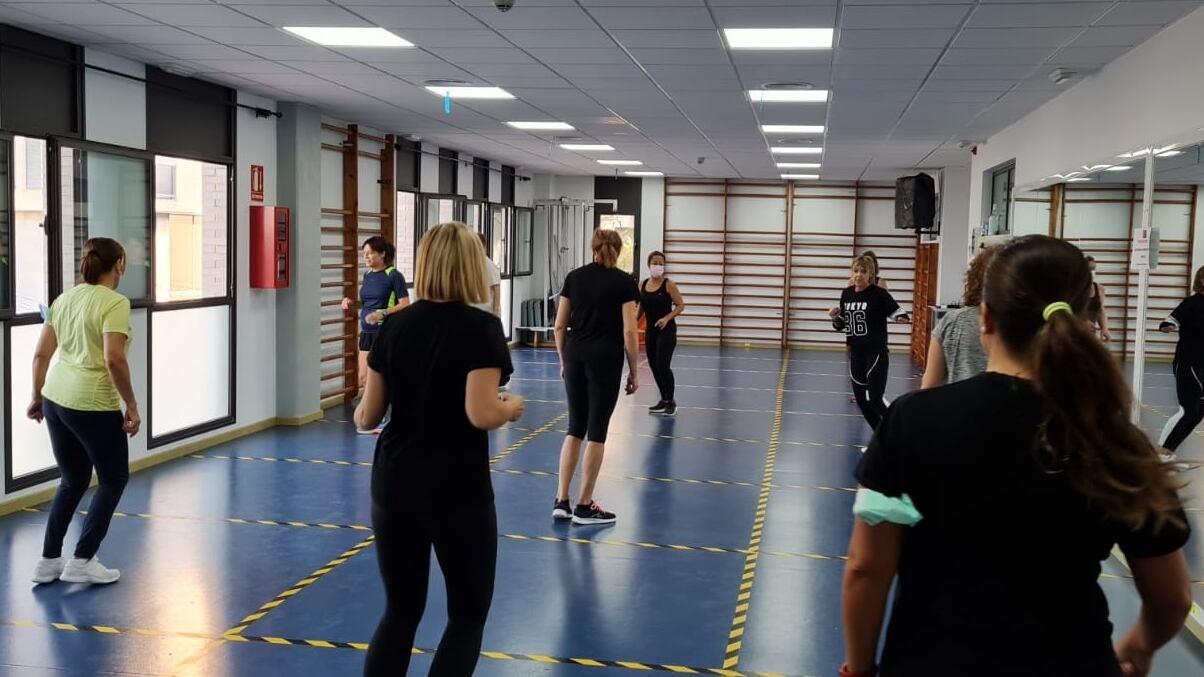 Actividad en la Escuela de Gimnasia de Mantenimiento