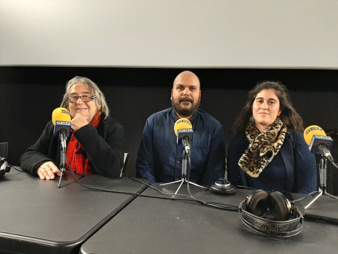 Lucio Romero, Juan Luis Artacho y Marta M. Mata en el programa Hoy por Hoy de la SER desde el cine Albéniz