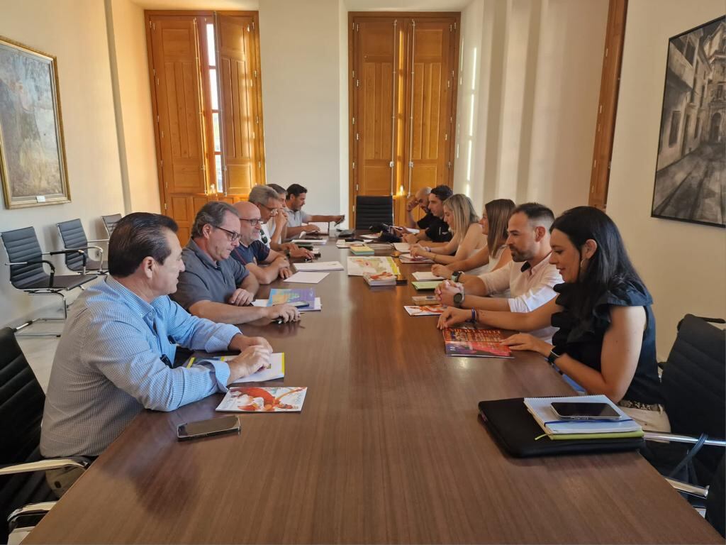 Reunión de coordinación sobre la Feria de San Agustín 2023.