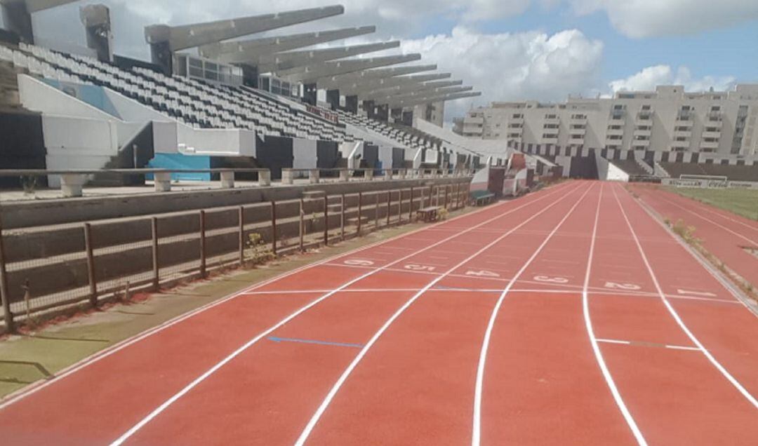 Pistas de atletismo en La Línea.