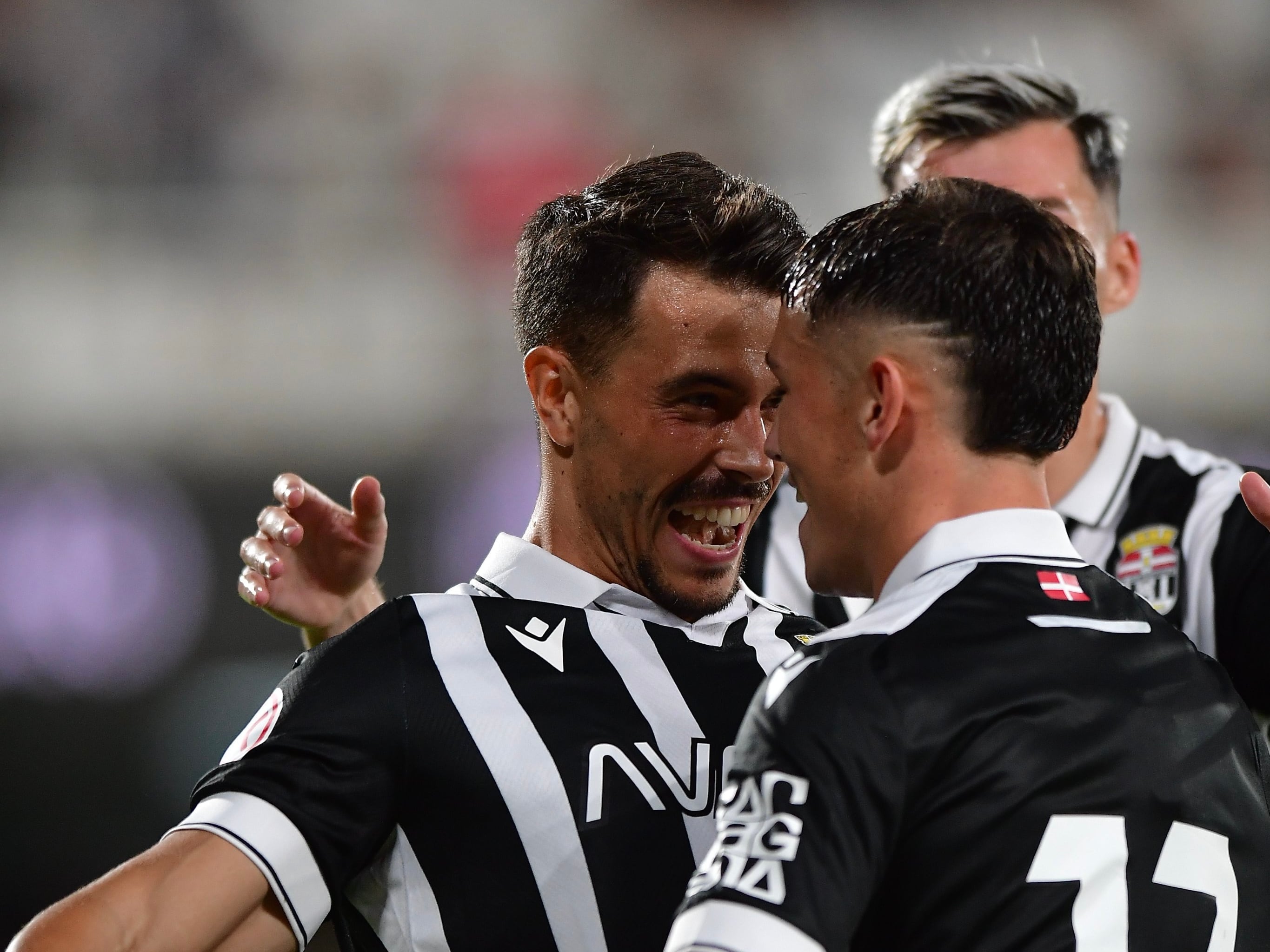 El FC Cartagena celebra un gol en el trofeo de pretemporada.