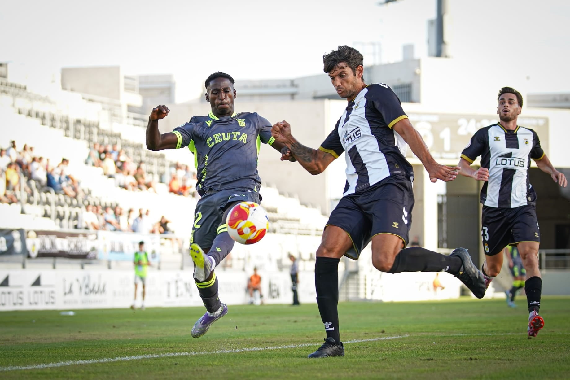 Un lance del partido